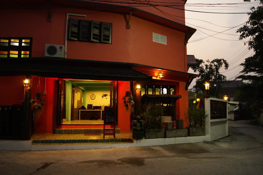 The Corner Inn Chiang Mai Exteriör bild