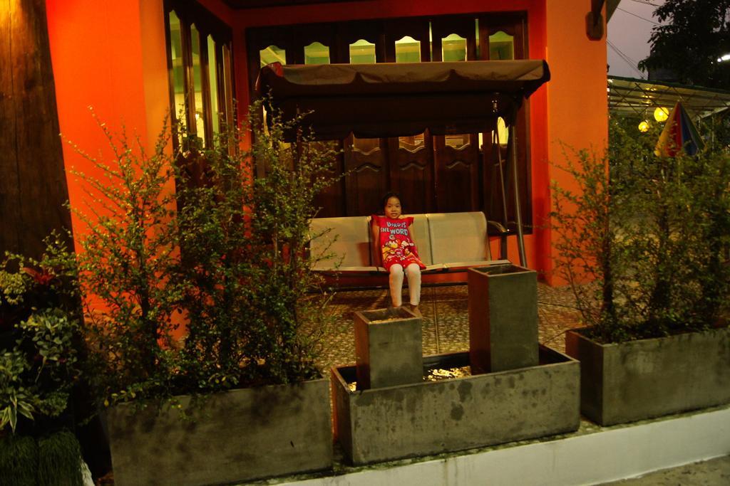 The Corner Inn Chiang Mai Exteriör bild