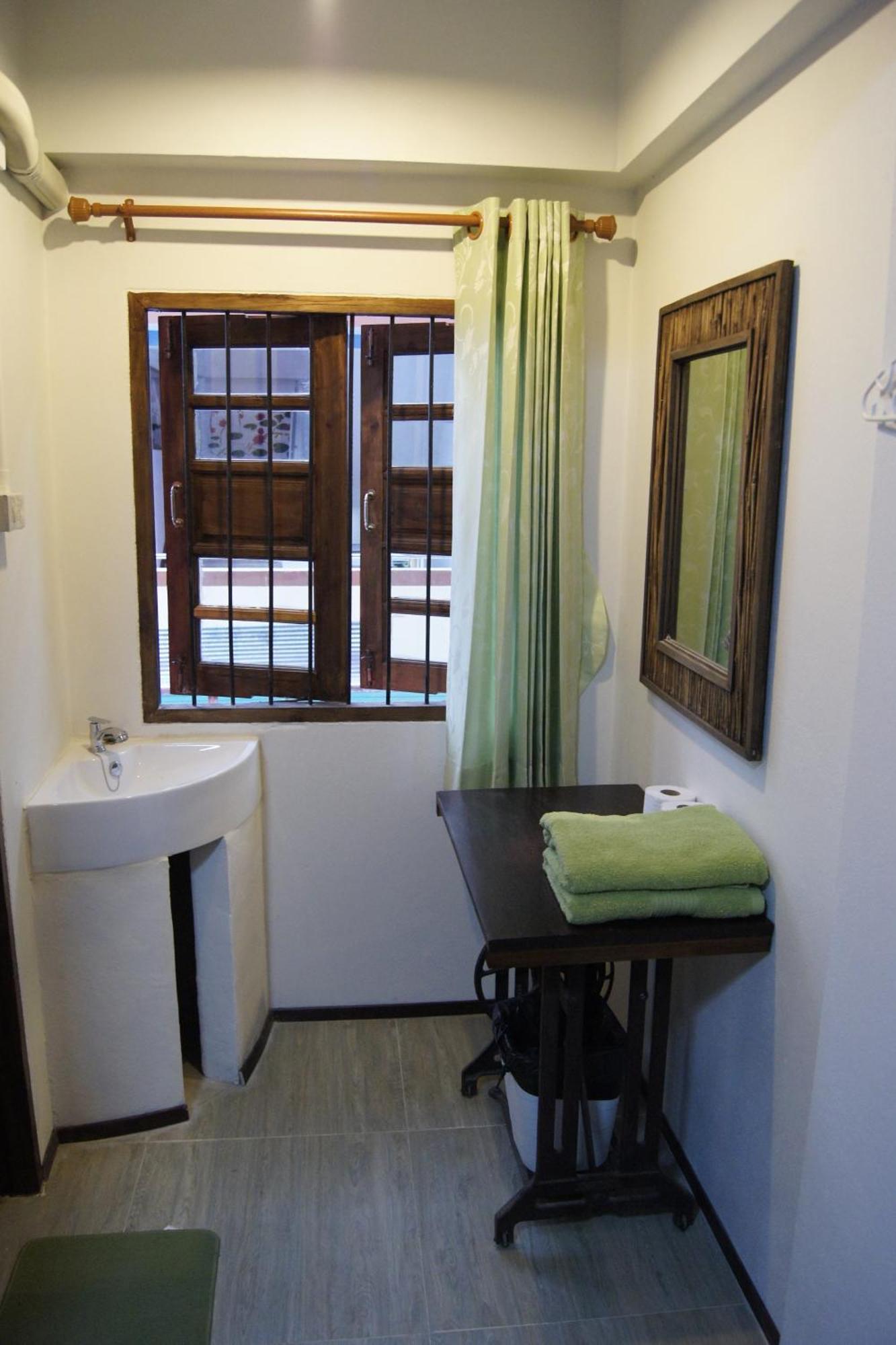 The Corner Inn Chiang Mai Exteriör bild