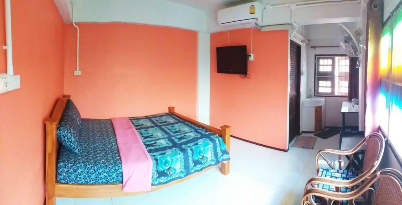 The Corner Inn Chiang Mai Exteriör bild