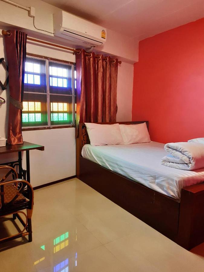 The Corner Inn Chiang Mai Exteriör bild