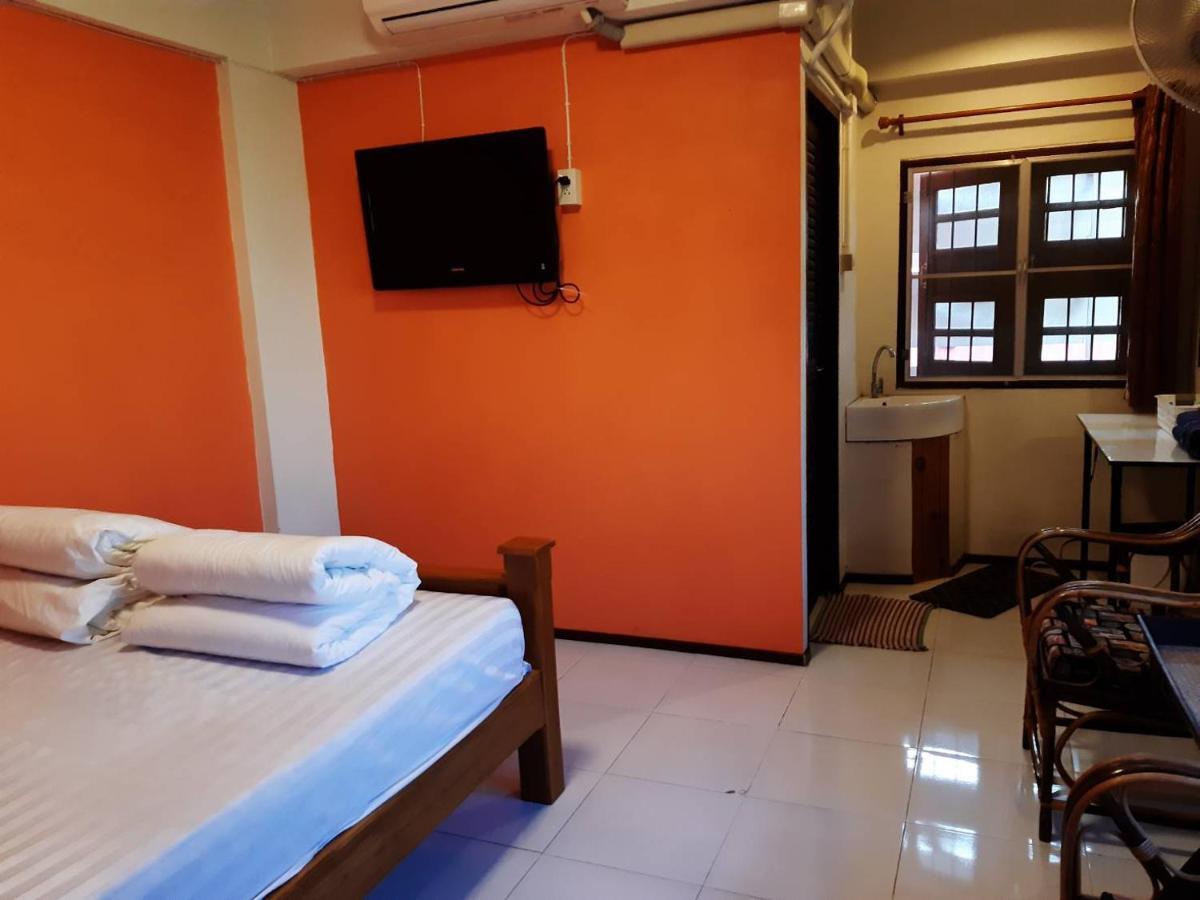 The Corner Inn Chiang Mai Exteriör bild