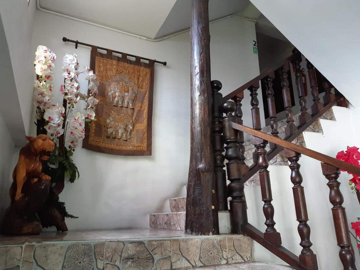 The Corner Inn Chiang Mai Exteriör bild